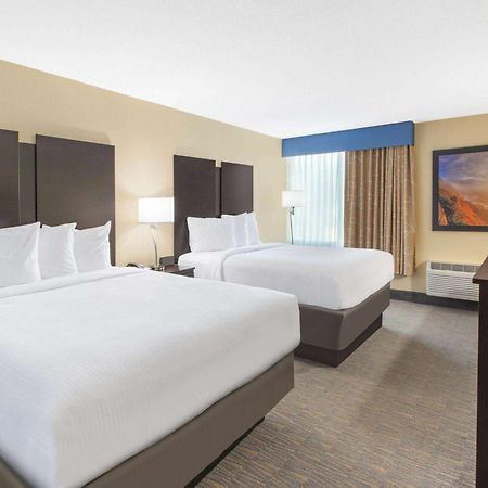 Days Inn & Suites By Wyndham Grand Rapids Near Downtown Wyoming Luaran gambar