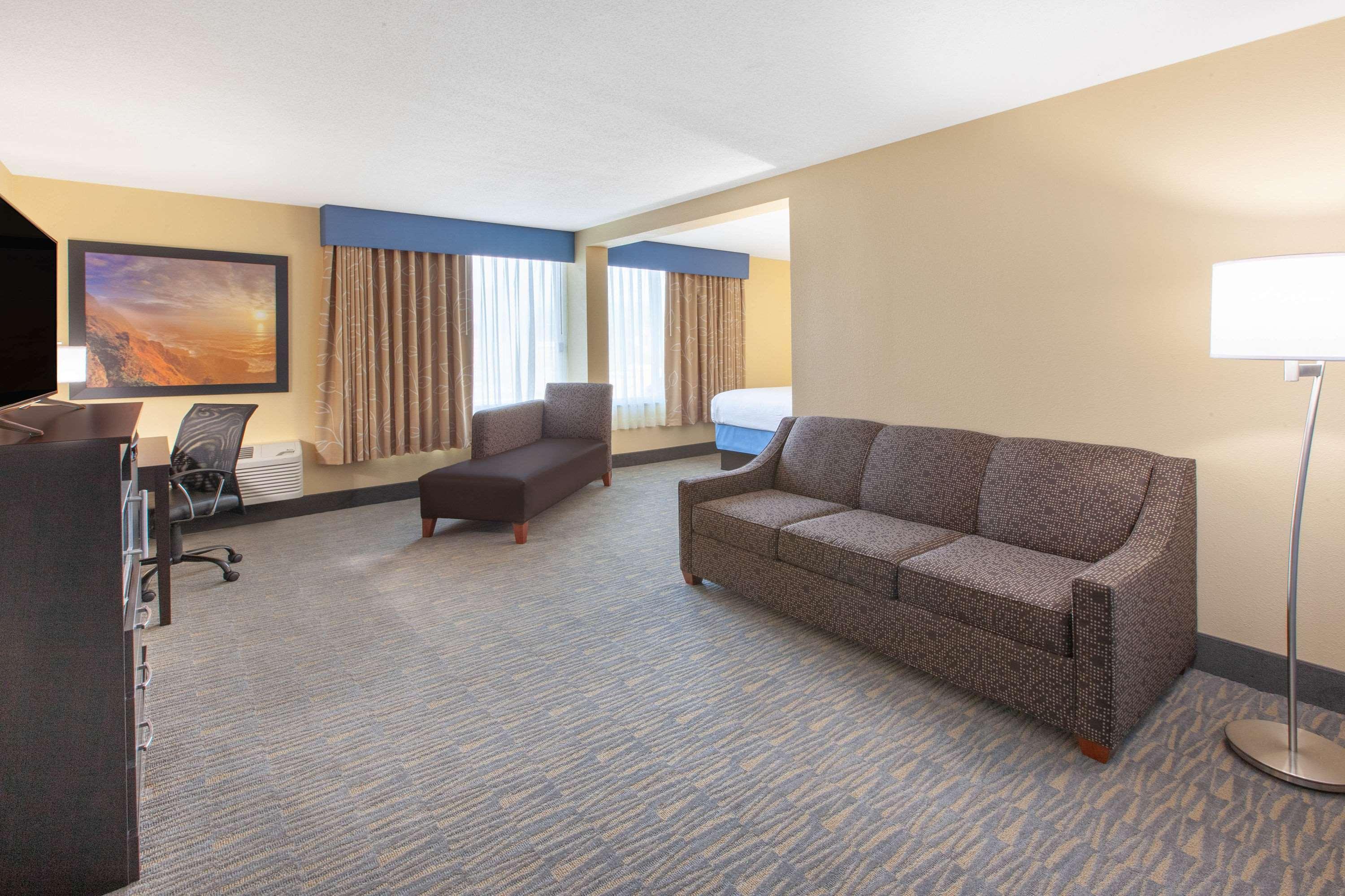 Days Inn & Suites By Wyndham Grand Rapids Near Downtown Wyoming Luaran gambar